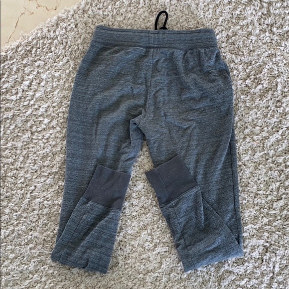 Comfy flattering sweatpants - Picture 2 of 4